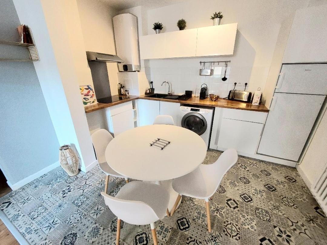 Apartment Grand T2 Climatise Proche Place Dupuy Toulouse